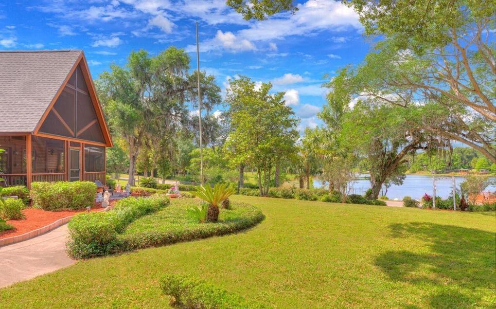 Cabin On The Lake Lake Helen Екстер'єр фото